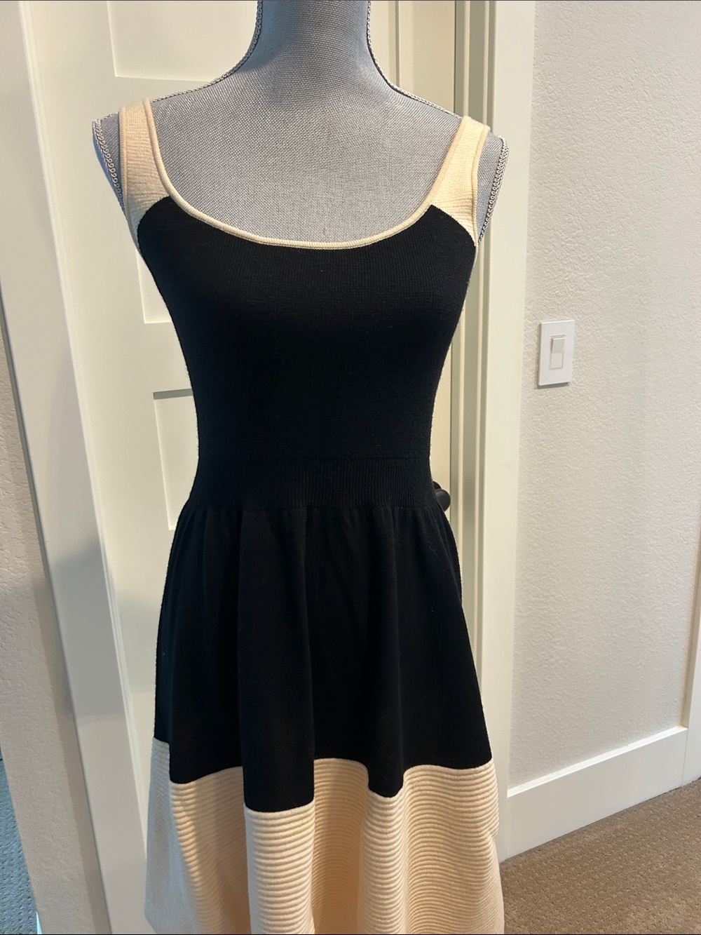 Perfect for you-Kate spade knit dress